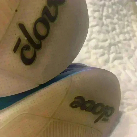 Clove Sneaker  W10 M8.5Black Rainbow Sneakers Healthcare Nurse Pride Colorful - Picture 10 of 10